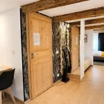 Haselhuhn Apartment