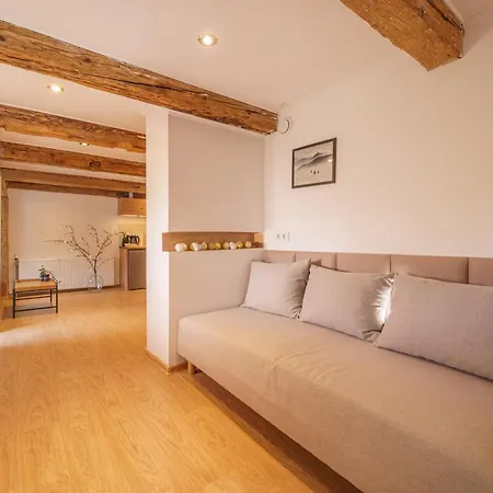 Apartment Haselhuhn Hartau