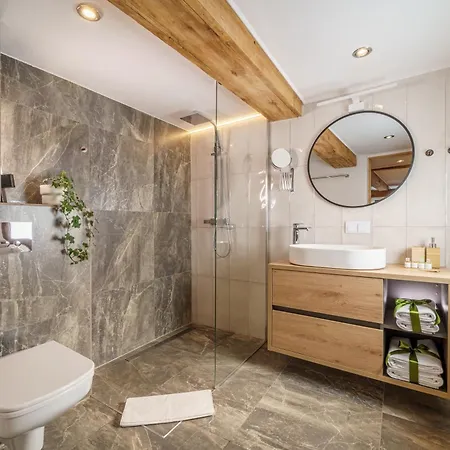 Haselhuhn Apartmán *