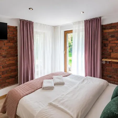 Haselhuhn Apartamento Hartau